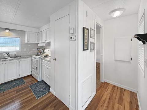 9296 SW Michelle Drive, Stuart FL - photo 12 of 32