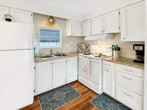 9296 SW Michelle Drive, Stuart FL - photo 10 of 32
