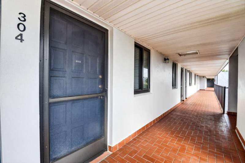 2 bedroom Condominium at 4248 Deste Court #304, Fountains Of Palm Beach Condo 5, Lake Worth — photo 3