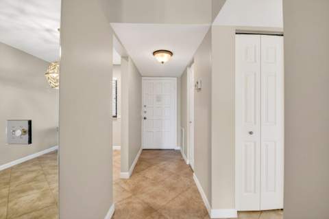 4248 Deste Court #304, Lake Worth FL - photo 11 of 42