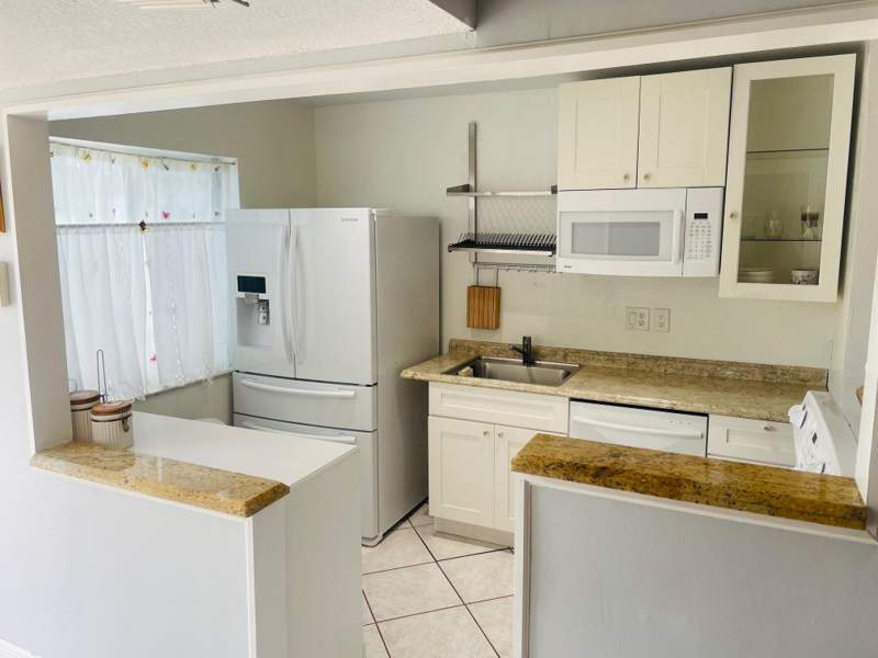 2 bedroom Condominium at 139 Sparrow Drive #2c, Royal Village Townhouses Cond, Royal Palm Beach — photo 4