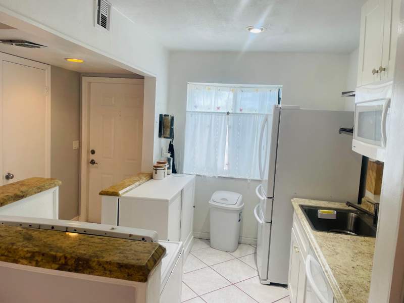2 bedroom Condominium at 139 Sparrow Drive #2c, Royal Village Townhouses Cond, Royal Palm Beach — photo 5