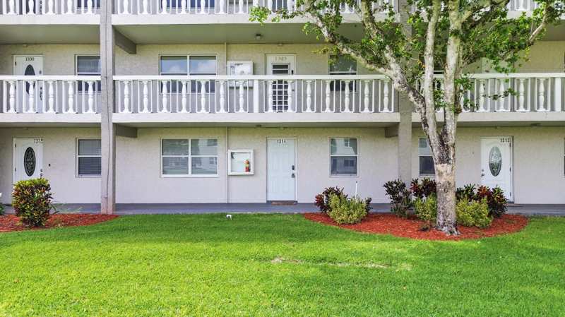 2 bedroom Condominium at 9856 Marina Boulevard #1314, Sandalfoot South Three Condo, Boca Raton — photo 1