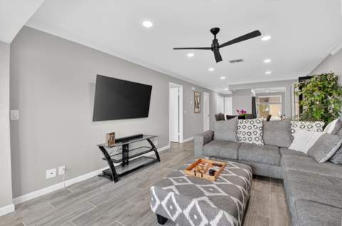 13767 Flora Place #F, Delray Beach FL - photo 12 of 38