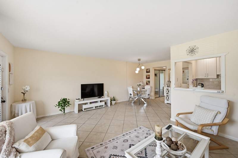 1 bedroom Condominium at 314 Brighton #H, Brighton At Century Village, Boca Raton — photo 5
