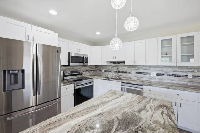 Kings Point Waterford Condos
