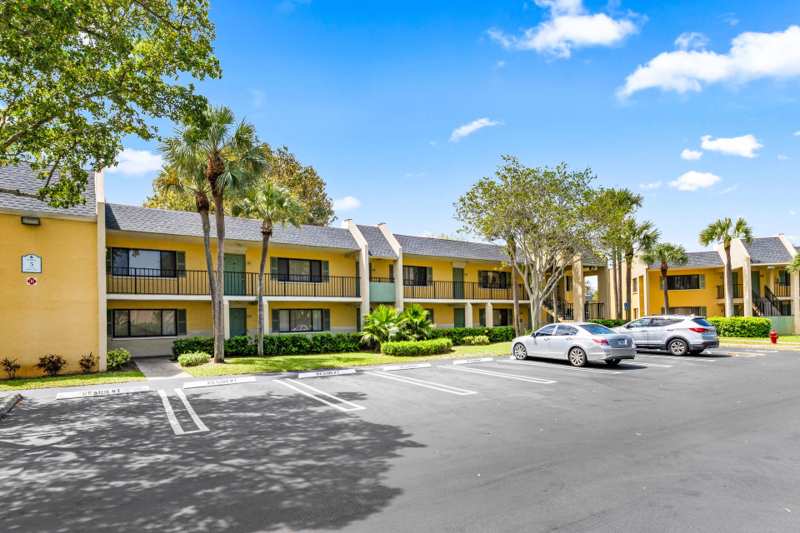 2 bedroom Condominium at 507 Meadows Circle, Meadows On The Green Cond, Boynton Beach — photo 1