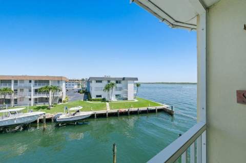101 Doolen Court #307, North Palm Beach FL - photo 10 of 48
