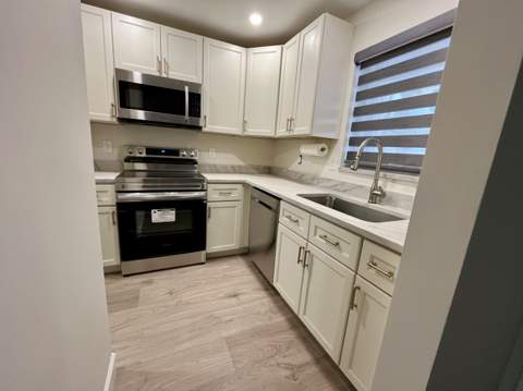 311 E Ocean Avenue #205, Lantana FL - photo 8 of 26