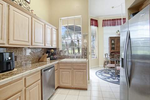 2987 Conifer Drive, Fort Pierce FL - photo 13 of 38