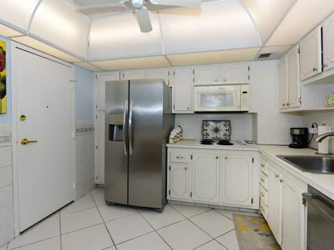 3450 S Ocean Boulevard #619, Palm Beach FL - photo 6 of 39