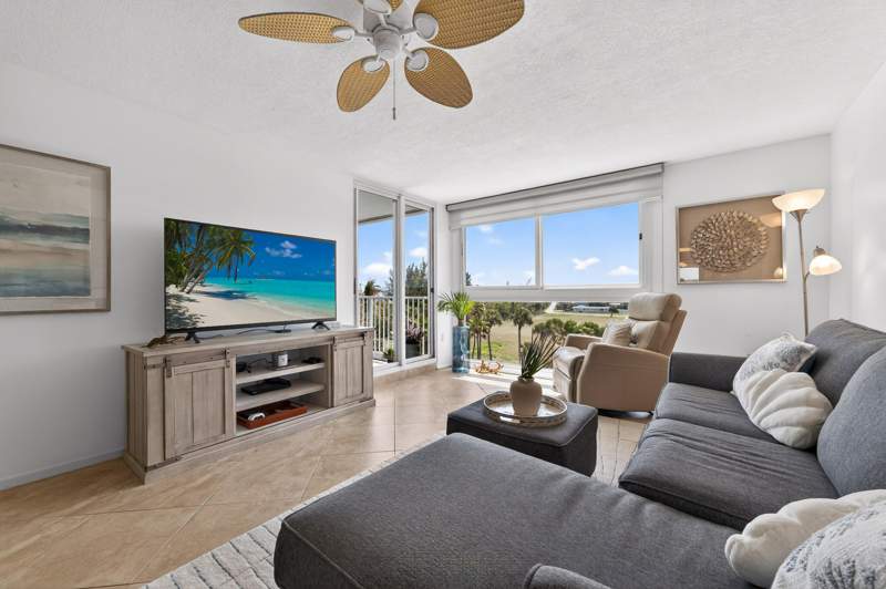 2 bedroom Condominium at 2700 N Hwy A1a #507, Aquanique Ocean Club, A Condominium, Fort Pierce — photo 4