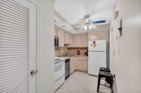 12 NE 19th Court #118a, Wilton Manors FL - photo 13 of 49