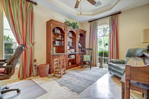 881 SE Saint Lucie Boulevard, Stuart FL - photo 15 of 52