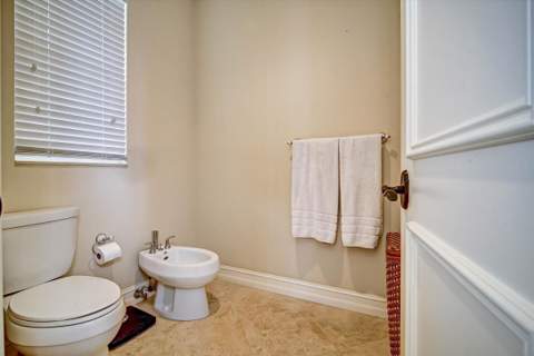 881 SE Saint Lucie Boulevard, Stuart FL - photo 19 of 52