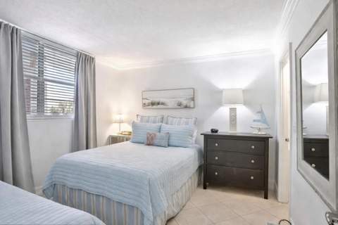 400 SE 10th Street #202, Deerfield Beach FL - photo 12 of 22