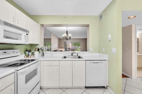 9537 Weldon Circle #I213, Tamarac FL - photo 6 of 66