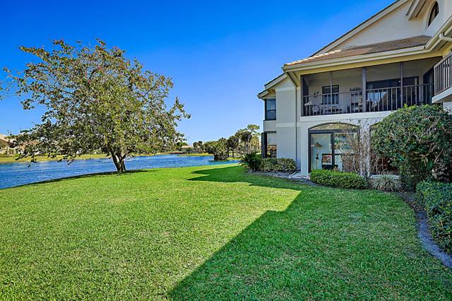 West Bay At Jonathans Landing Condo