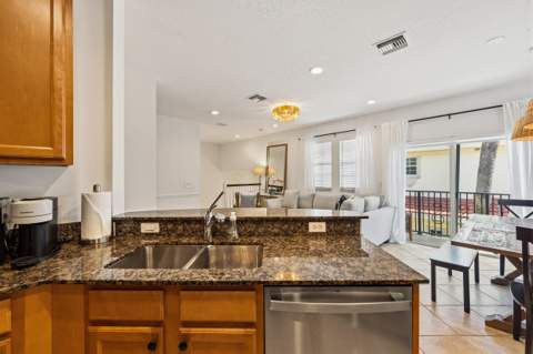 161 Evergrene Parkway, Palm Beach Gardens FL - photo 10 of 45