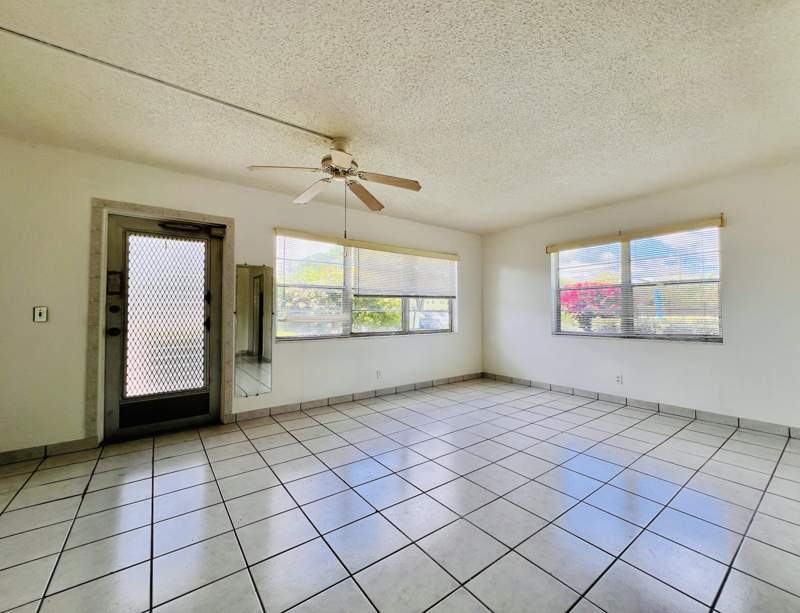 1 bedroom Condominium at 141 Sussex H, Century Village - Sussex Condo, West Palm Beach — photo 5