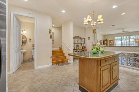 2560 NE 11th Street, Pompano Beach FL - photo 7 of 20