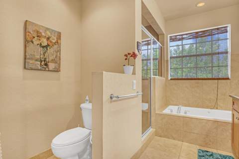2560 NE 11th Street, Pompano Beach FL - photo 8 of 20