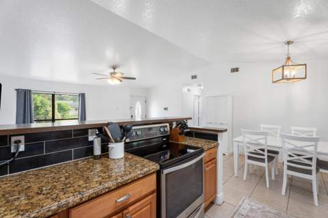 452 SW David Terrace, Port St. Lucie FL - photo 10 of 27