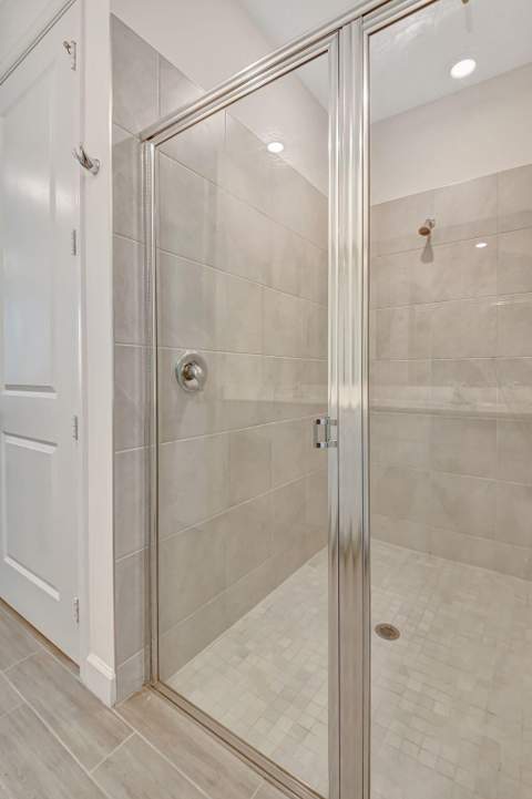 7017 Peters Lane, Delray Beach FL - photo 14 of 75