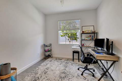7017 Peters Lane, Delray Beach FL - photo 16 of 75