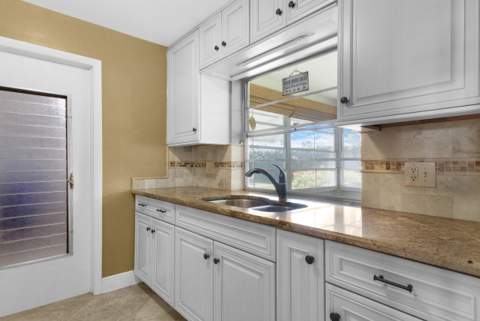 110 NW 24th Court, Pompano Beach FL - photo 13 of 35