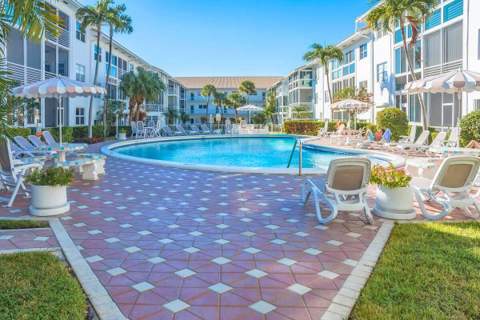 1461 S Ocean Boulevard #106, Lauderdale-By-The-Sea FL - photo 13 of 86