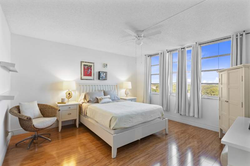 2 bedroom Condominium at 3499 Oaks Way #806, No 117 Palm-Aire Country Club, Pompano Beach — photo 5