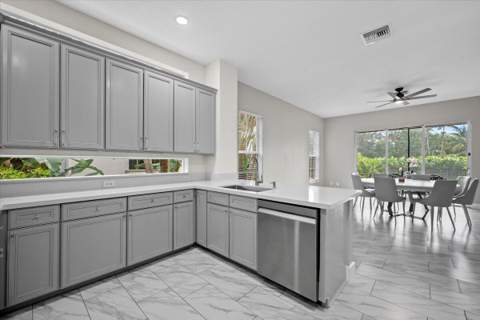 2020 Graden Drive, Palm Beach Gardens FL - photo 15 of 78