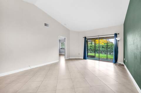 9665 NW 76th Court, Tamarac FL - photo 9 of 20