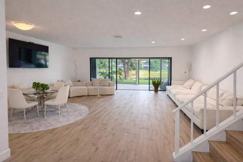 4 Westgate Lane #4c, Boynton Beach FL - photo 7 of 39