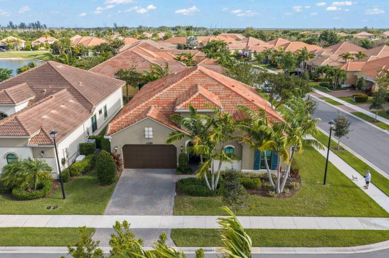 2 bedroom Single Family Residence at 11759 Palermo Road, Parkland Royale, Parkland — photo 2