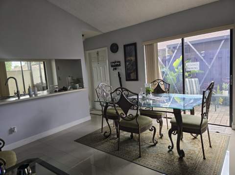 5255 Mendoza Street, West Palm Beach FL - photo 23 of 45