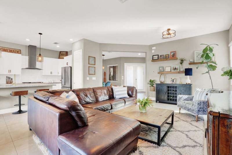 5 bedroom Single Family Residence at 10767 Pacifica Way, Triple H Ranch Plat, Parkland — photo 2