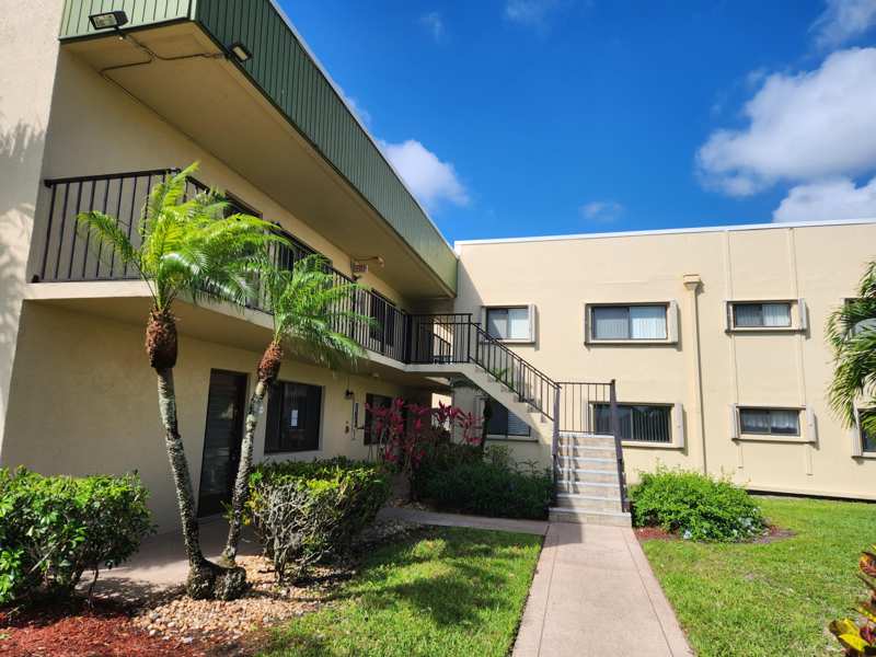 2 bedroom Condominium at 15217 Lakes Of Delray Boulevard #87, Pembridge C, Delray Beach — photo 1