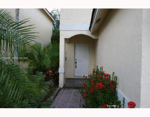 3 bedroom Single Family Residence at 9711 NW 2nd Street, Oakwood, Coral Springs — photo 3