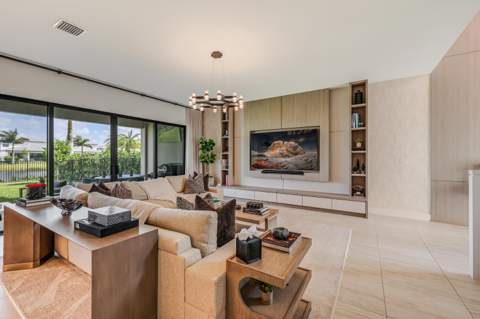 8283 Royal County Down Road, Boca Raton FL - photo 9 of 88