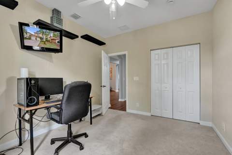 6591 Traveler Road, West Palm Beach FL - photo 11 of 67