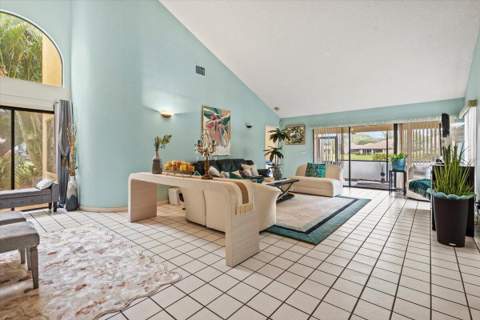 6691 S Pine Court, West Palm Beach FL - photo 10 of 60