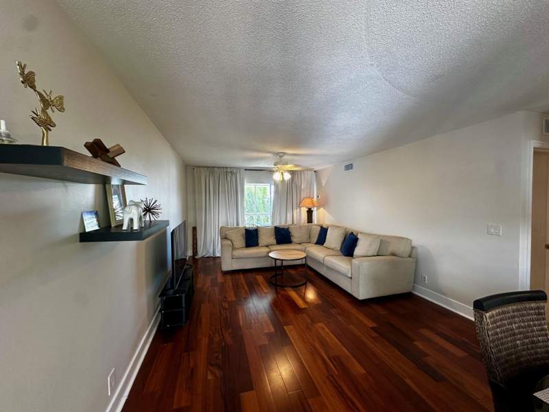 2 bedroom Condominium at 148 Yacht Club Drive #13, Corinthian Condominium Apts Lt 2 Marina Add To Vil, North Palm Beach — photo 4