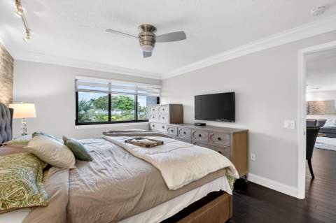 4290 Deste Court #303, Lake Worth FL - photo 24 of 43