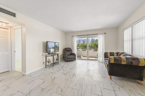 1630 N Ocean Boulevard #215, Pompano Beach FL - photo 14 of 49
