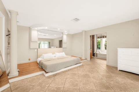 280 Tradewind Drive, Palm Beach FL - photo 19 of 34