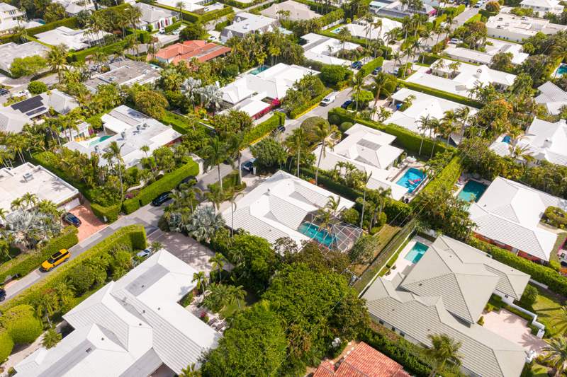 4 bedroom Single Family Residence at 280 Tradewind Drive, Dodge Estates In, Palm Beach — photo 4