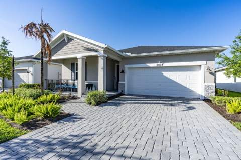 6624 NW Cloverdale Avenue, Port St. Lucie FL - photo 8 of 113