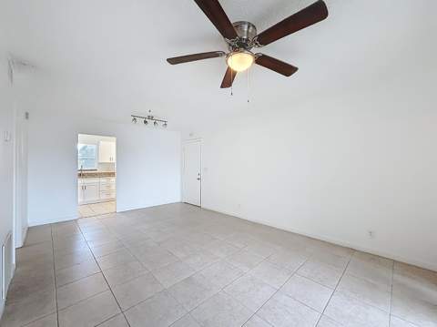 235 Lake Dora Drive #235, West Palm Beach FL - photo 18 of 33